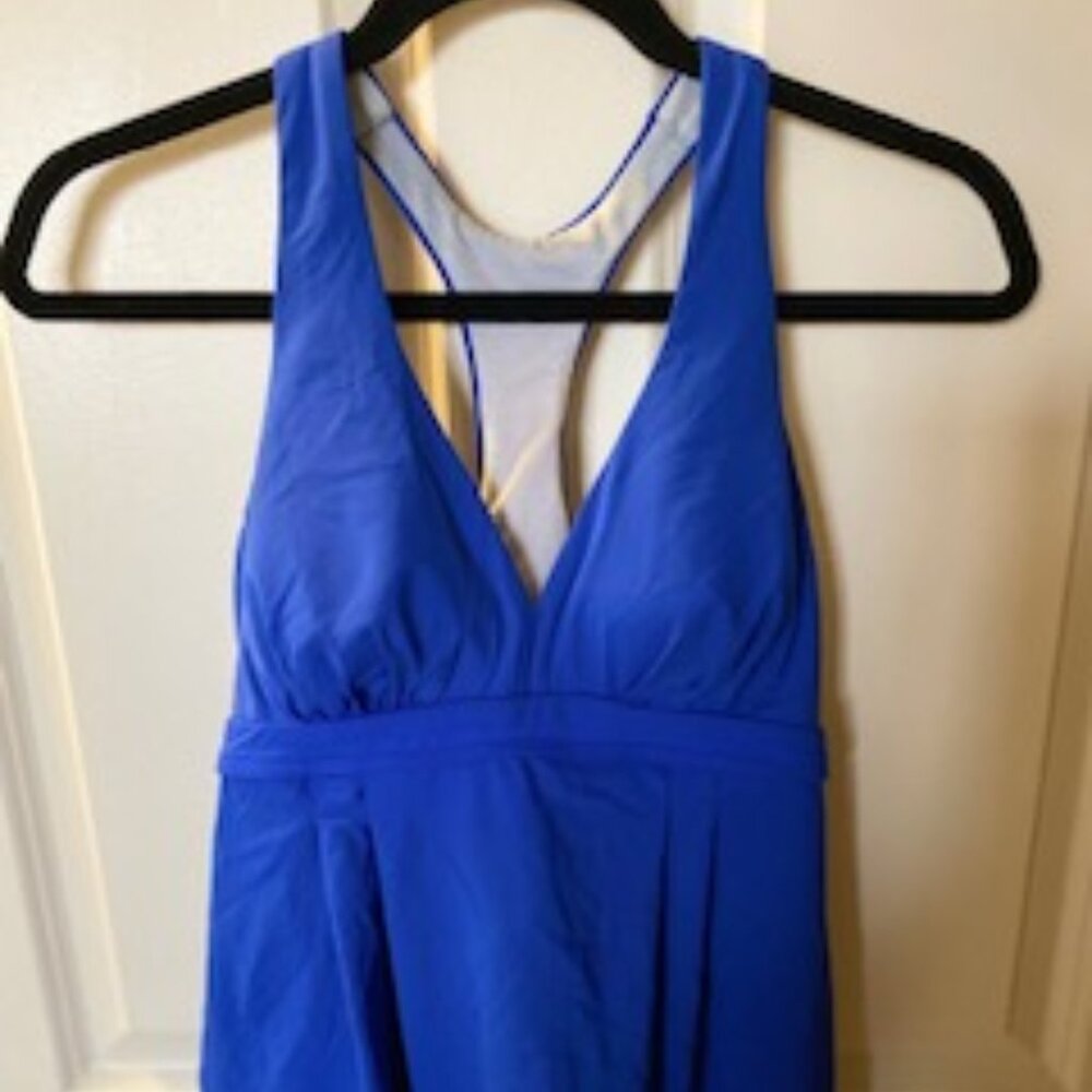 Lands End 4 tankini swimsuit top royal blue solid racerback.